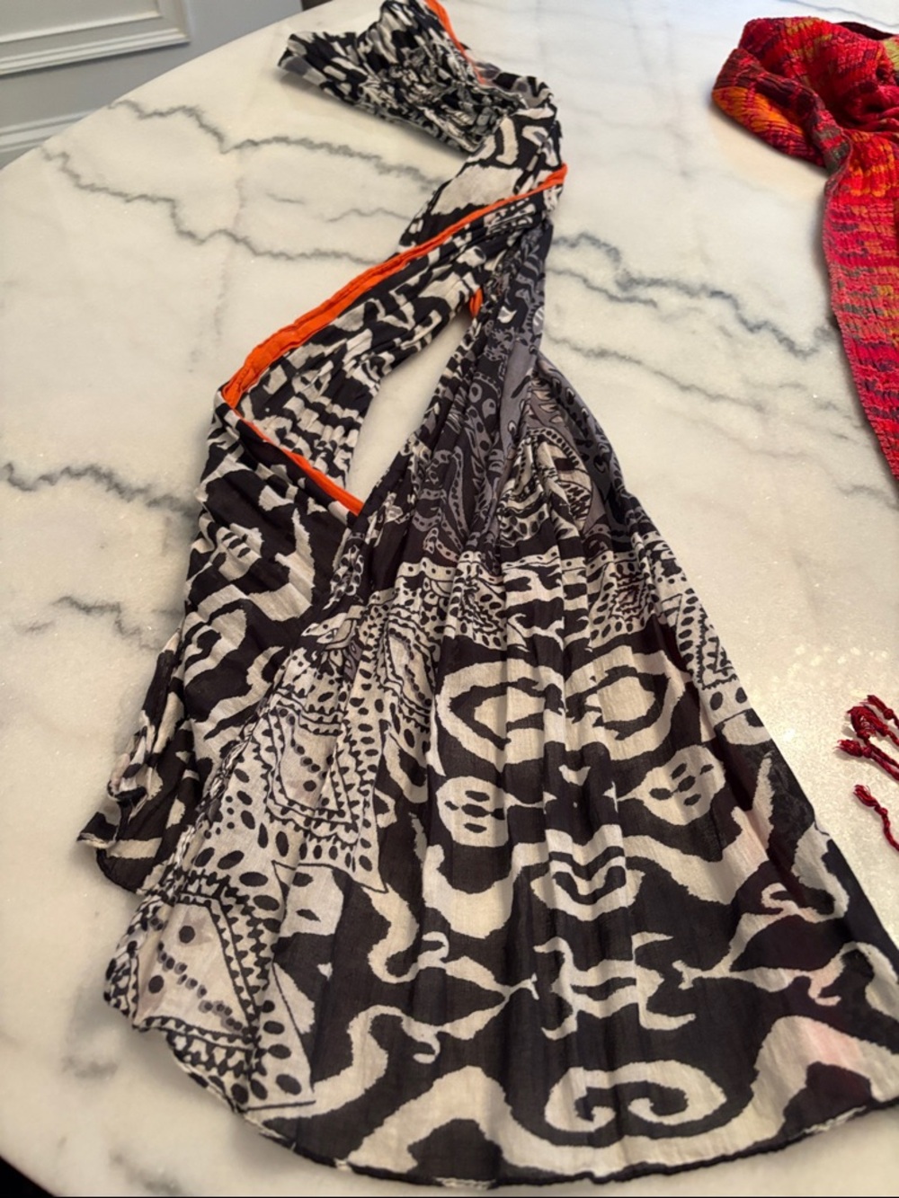 🧣 4 Scarf Bundle Pinks and Corals - Picture 2 of 10